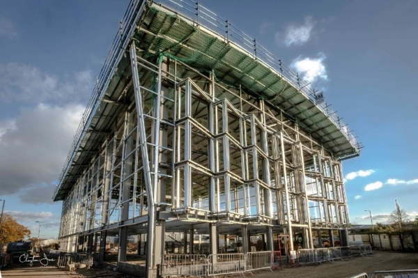 New Self Storage Building for Lanes Storage &amp; Removals at Marsh Barton, Exeter